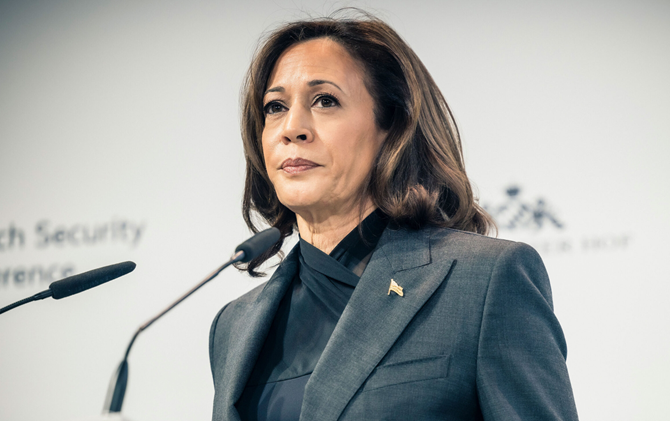 Kamala Harris Age and Height